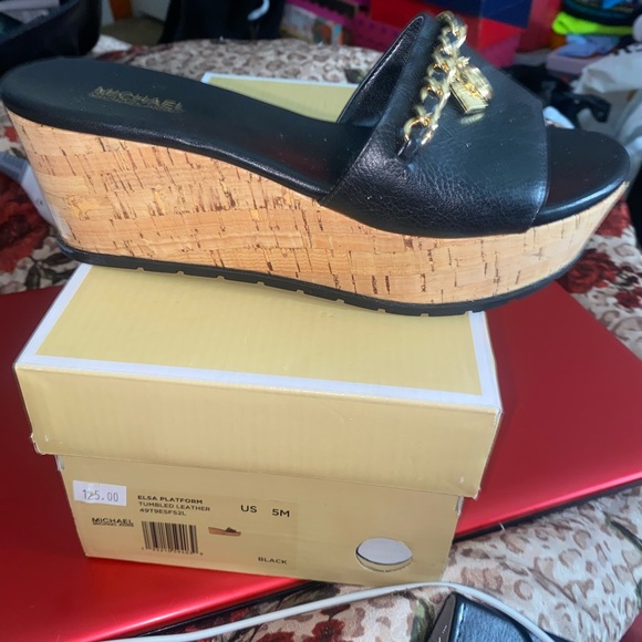 Coach - Picture 2 of 2